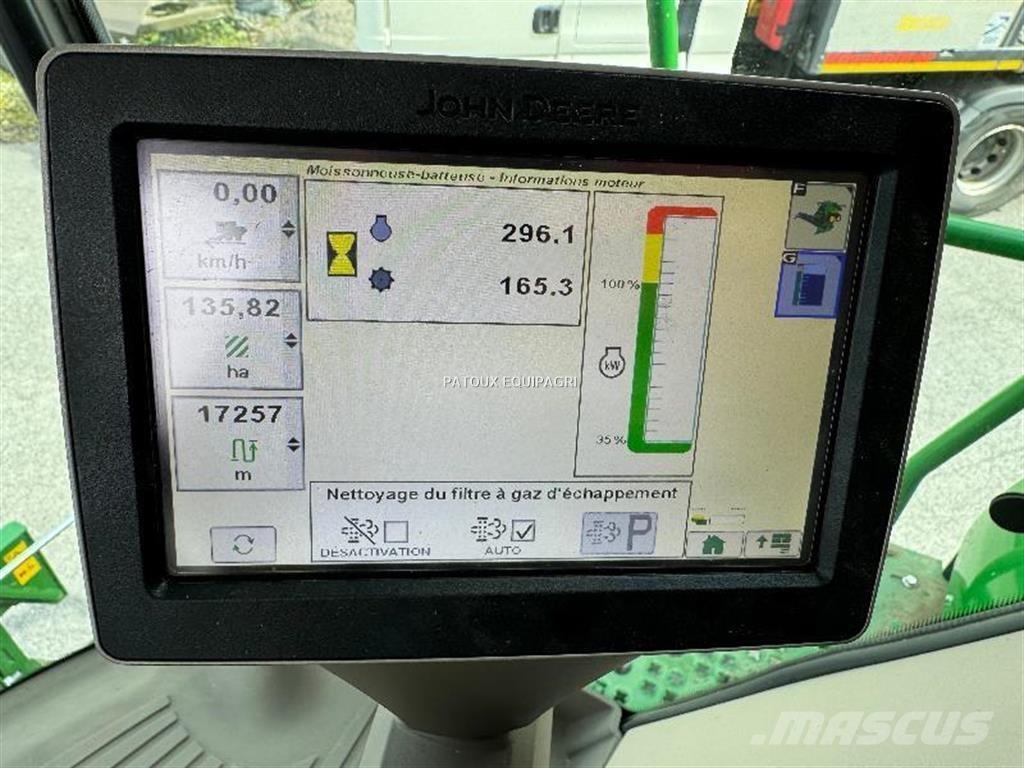 John Deere T550 Mietitrebbiatrici