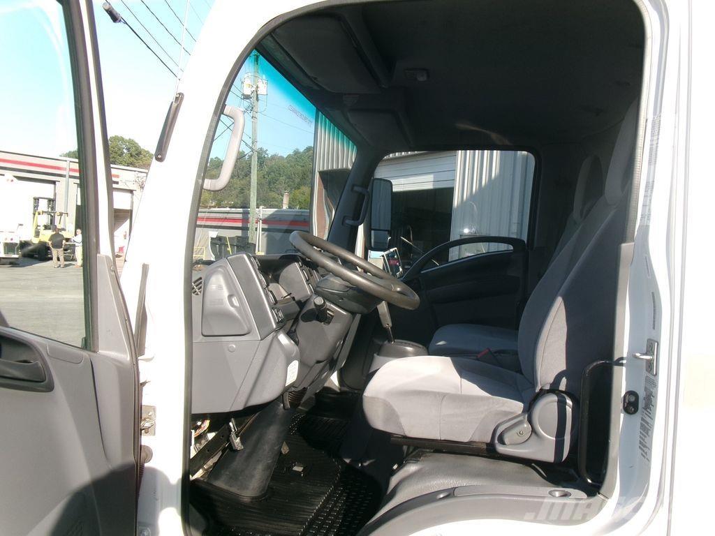 Isuzu NPR Camion cassonati