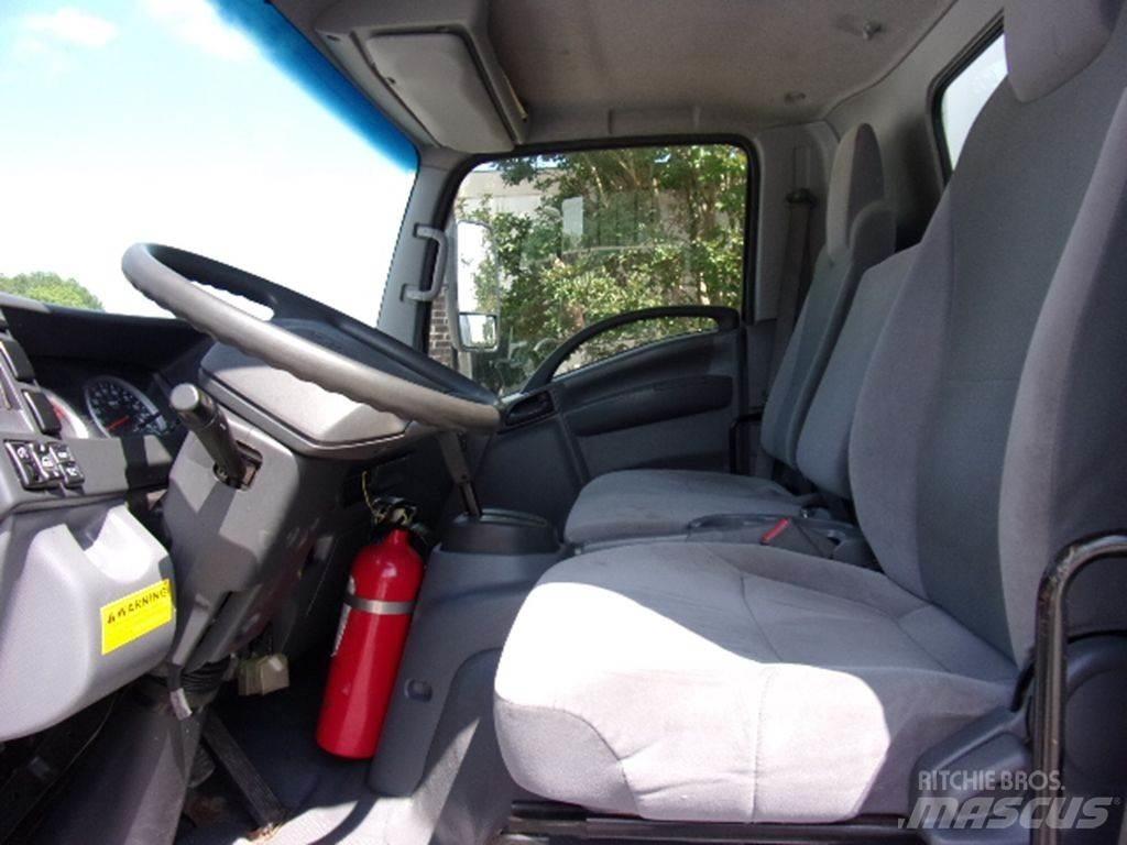 Isuzu NPR HD Camion cassonati