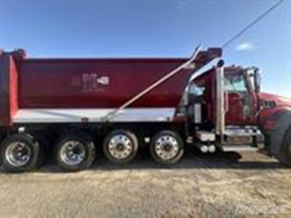 Mack GR104FR Camion ribaltabili