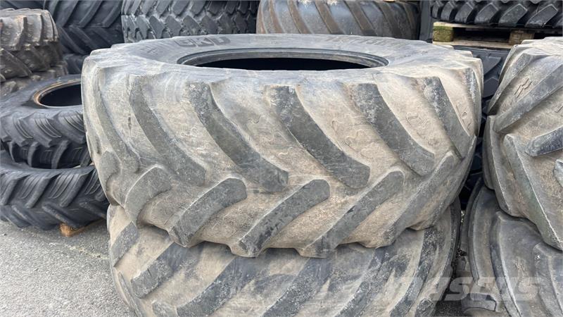 BKT 710/75R42 Pneumatici, ruote e cerchioni