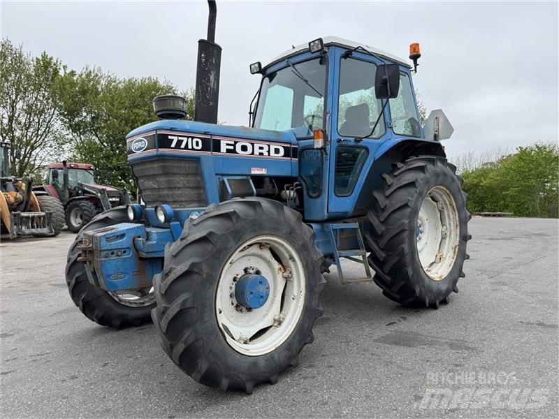 Ford 7710 Trattori