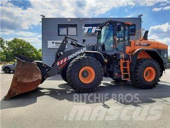 Doosan DL420-7 Pale gommate