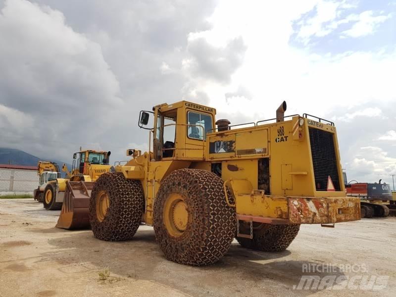 CAT 988B Pale gommate