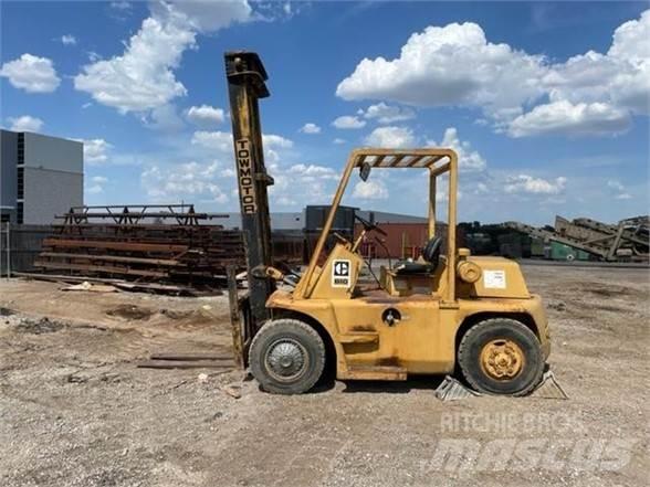 CAT B10 Elevatore per esterni