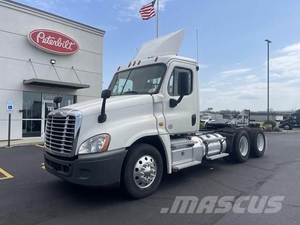 Freightliner CASCADIA 116 Motrici e Trattori Stradali