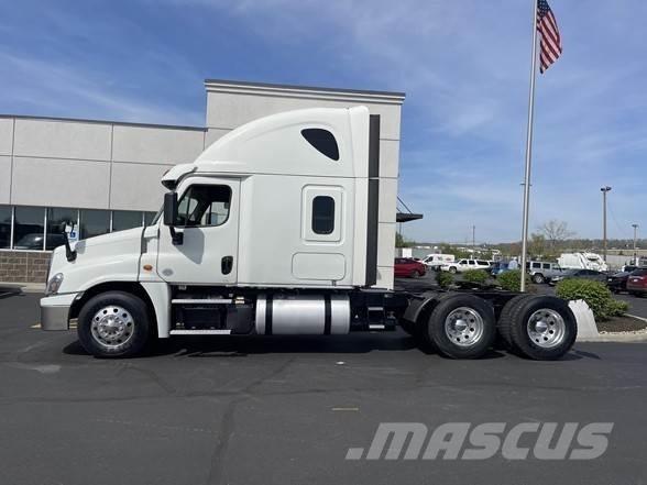 Freightliner CASCADIA 116 Motrici e Trattori Stradali