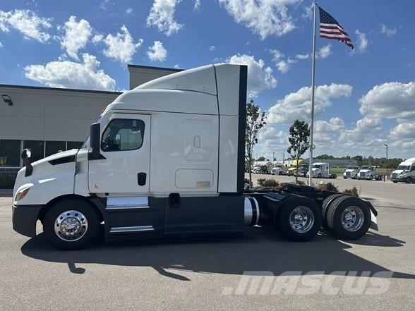 Freightliner CASCADIA 116 Motrici e Trattori Stradali