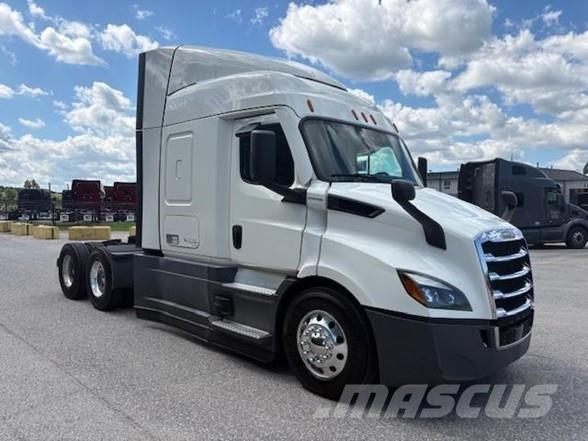 Freightliner CASCADIA 116 Motrici e Trattori Stradali
