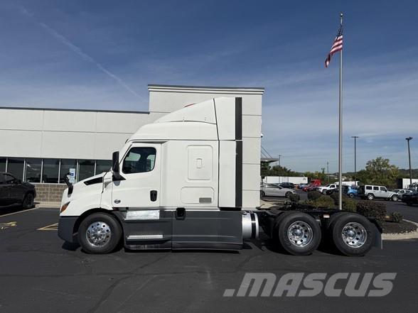 Freightliner CASCADIA 116 Motrici e Trattori Stradali