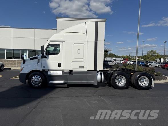 Freightliner CASCADIA 116 Motrici e Trattori Stradali