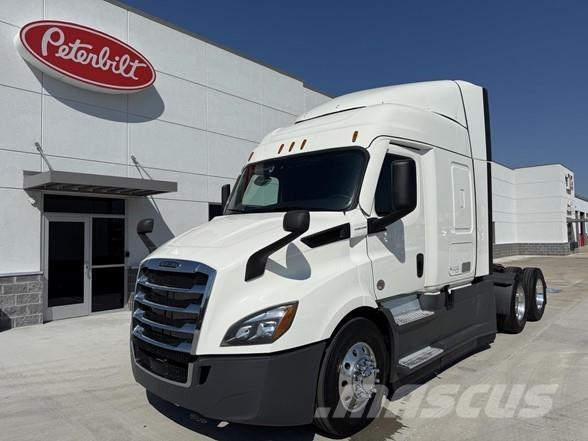Freightliner CASCADIA 116 Motrici e Trattori Stradali