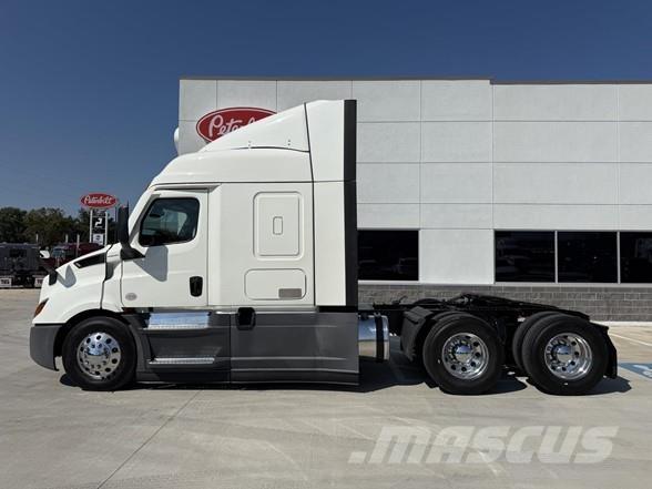 Freightliner CASCADIA 116 Motrici e Trattori Stradali