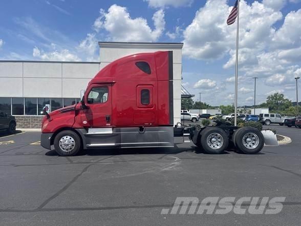 Freightliner CASCADIA 126 Motrici e Trattori Stradali