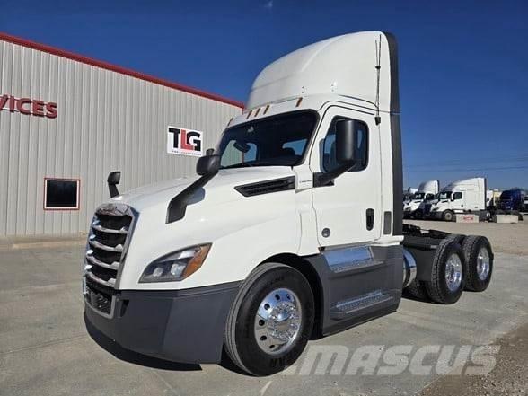 Freightliner CASCADIA 126 Motrici e Trattori Stradali
