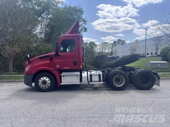 Freightliner CASCADIA 126 Motrici e Trattori Stradali