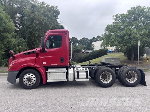 Freightliner CASCADIA 126 Motrici e Trattori Stradali