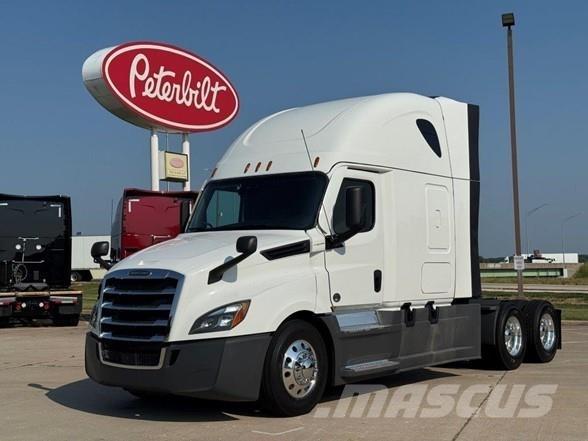 Freightliner CASCADIA 126 Motrici e Trattori Stradali