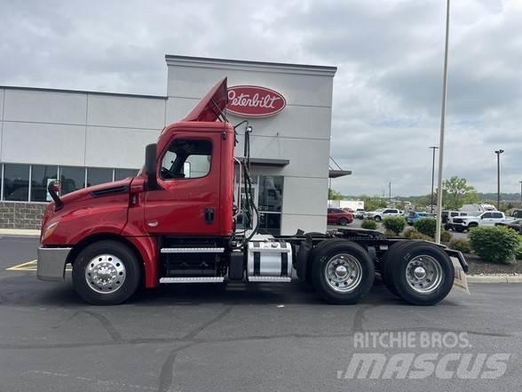 Freightliner CASCADIA 126 Motrici e Trattori Stradali