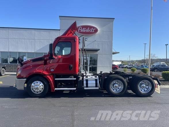 Freightliner CASCADIA 126 Motrici e Trattori Stradali
