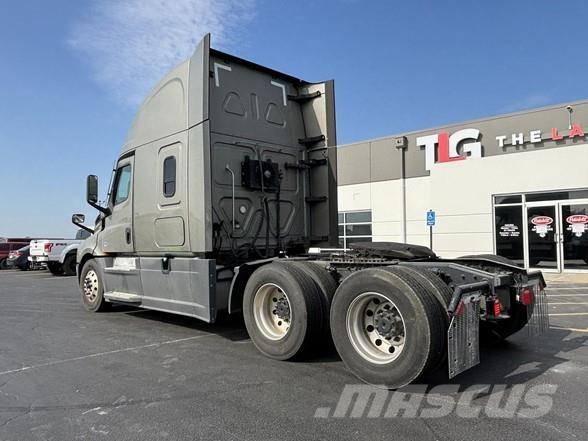 Freightliner CASCADIA 126 Motrici e Trattori Stradali