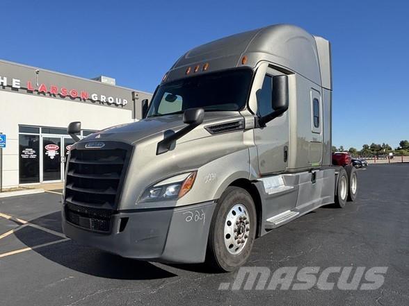 Freightliner CASCADIA 126 Motrici e Trattori Stradali