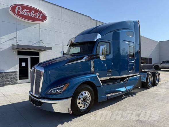 Kenworth T680 Motrici e Trattori Stradali