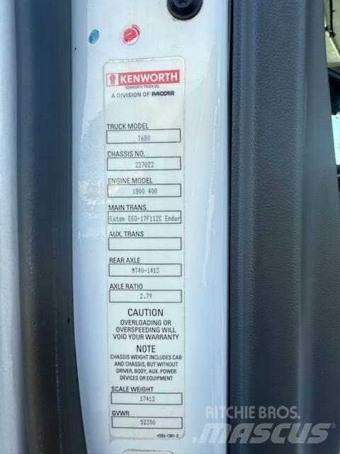 Kenworth T680 Motrici e Trattori Stradali