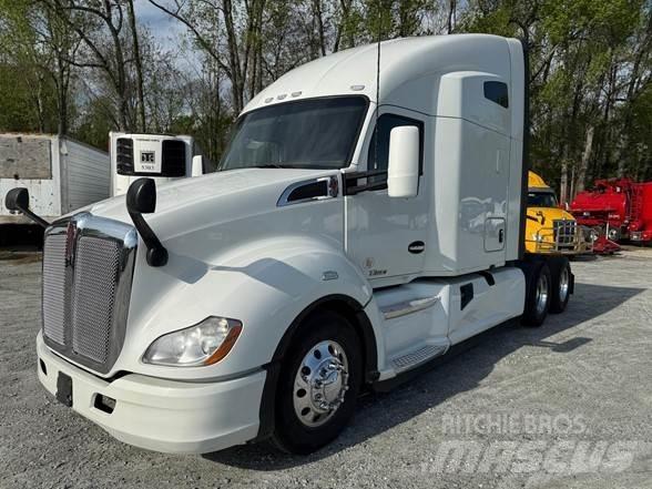 Kenworth T680 Motrici e Trattori Stradali