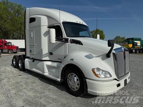 Kenworth T680 Motrici e Trattori Stradali