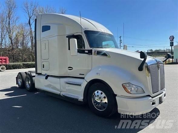 Kenworth T680 Motrici e Trattori Stradali