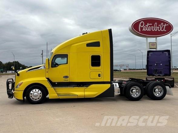 Kenworth T680 Motrici e Trattori Stradali