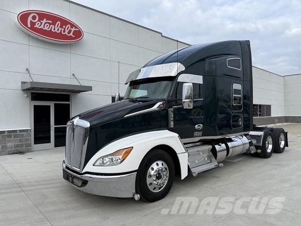 Kenworth T680 Motrici e Trattori Stradali