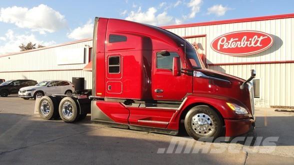 Kenworth T680 Motrici e Trattori Stradali