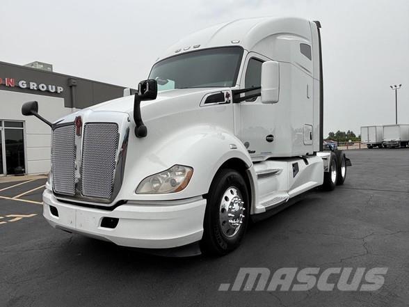 Kenworth T680 Motrici e Trattori Stradali