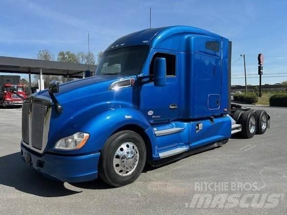 Kenworth T680 Motrici e Trattori Stradali