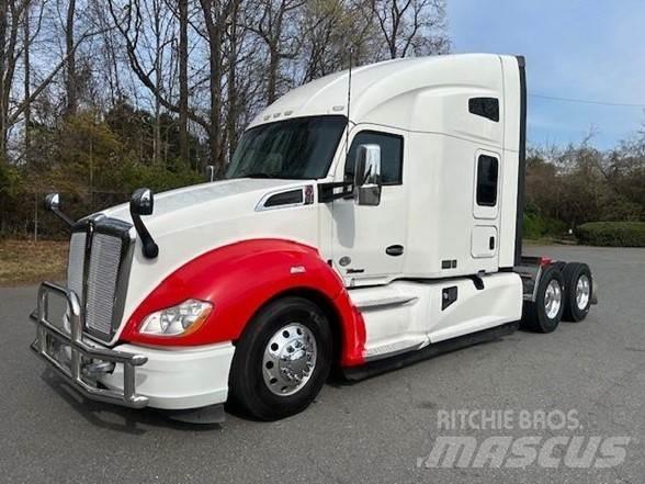 Kenworth T680 Motrici e Trattori Stradali
