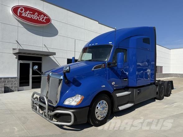 Kenworth T680 Motrici e Trattori Stradali