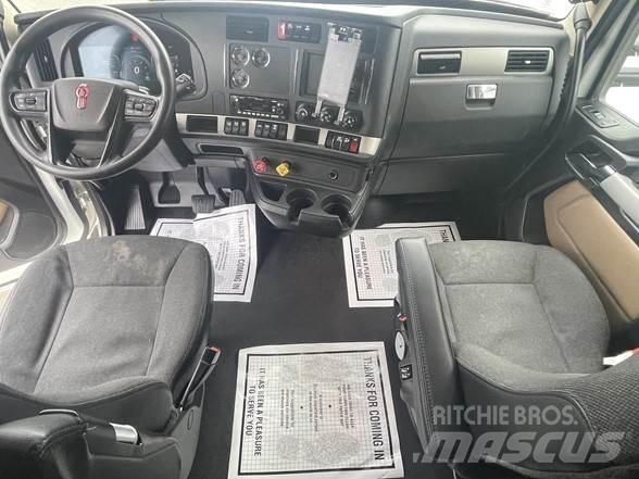 Kenworth T680 Motrici e Trattori Stradali