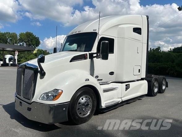 Kenworth T680 Motrici e Trattori Stradali