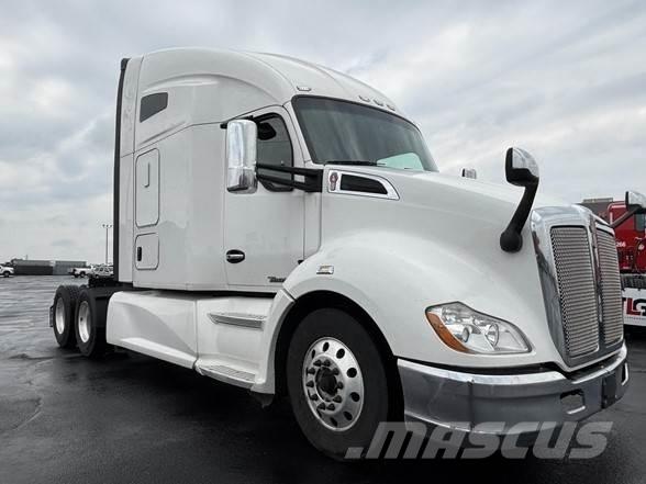 Kenworth T680 Motrici e Trattori Stradali