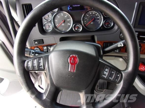 Kenworth T680 Motrici e Trattori Stradali