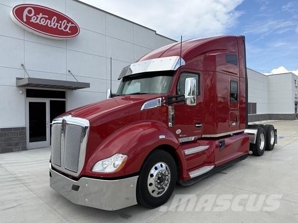 Kenworth T680 Motrici e Trattori Stradali