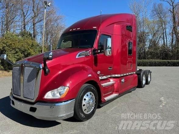 Kenworth T680 Motrici e Trattori Stradali