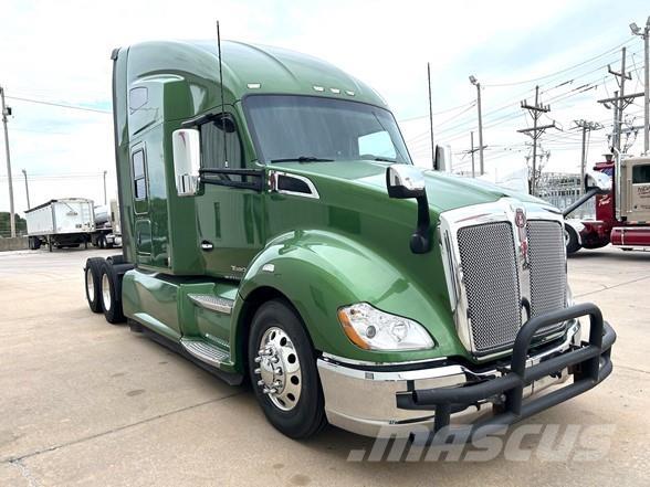 Kenworth T680 Motrici e Trattori Stradali
