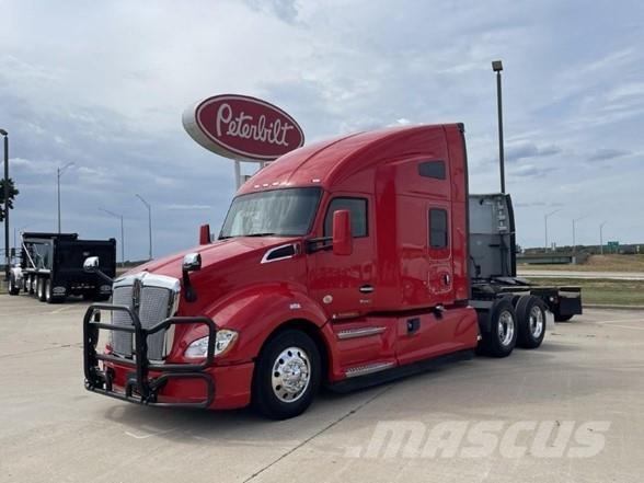 Kenworth T680 Motrici e Trattori Stradali