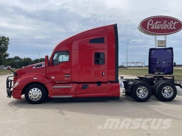Kenworth T680 Motrici e Trattori Stradali