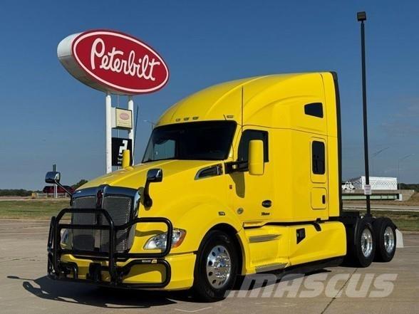 Kenworth T680 Motrici e Trattori Stradali