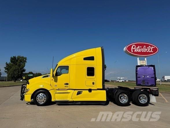 Kenworth T680 Motrici e Trattori Stradali