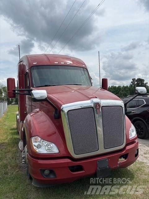 Kenworth T680 Motrici e Trattori Stradali